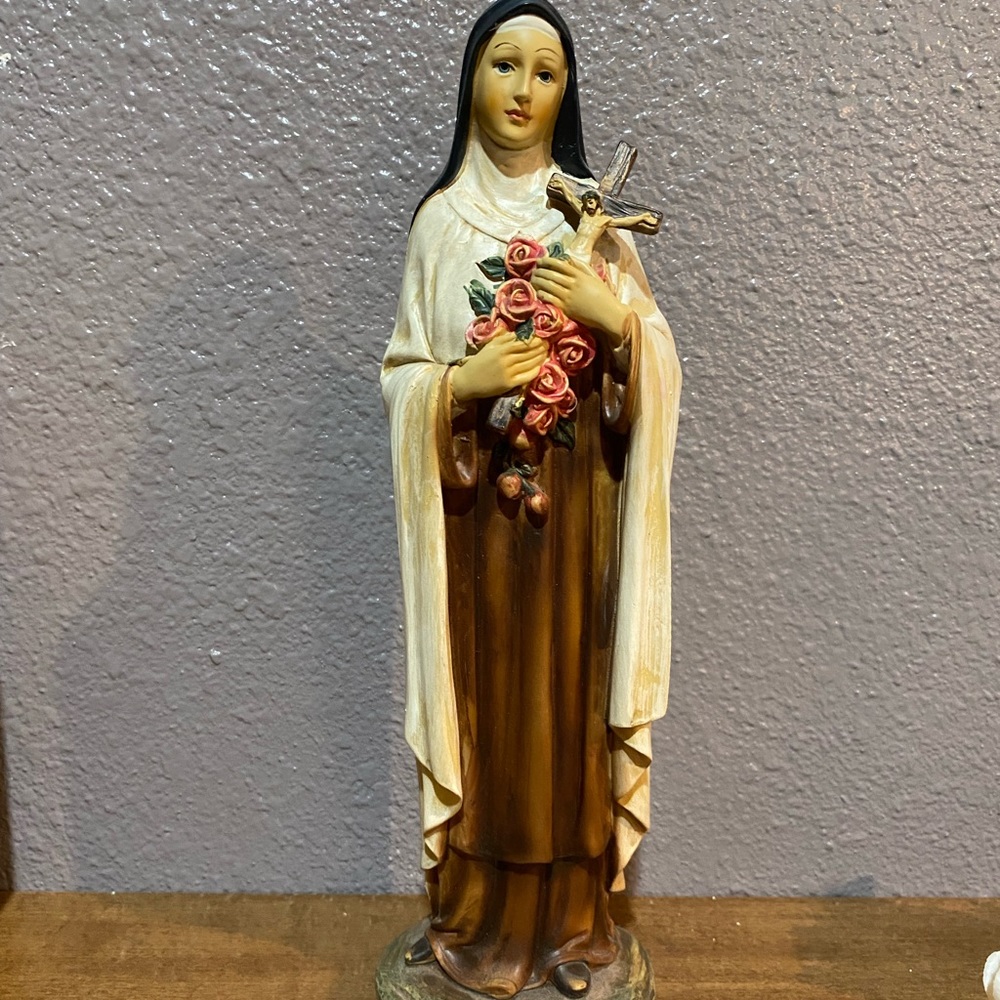 Saint Therese of Lisieux Statue